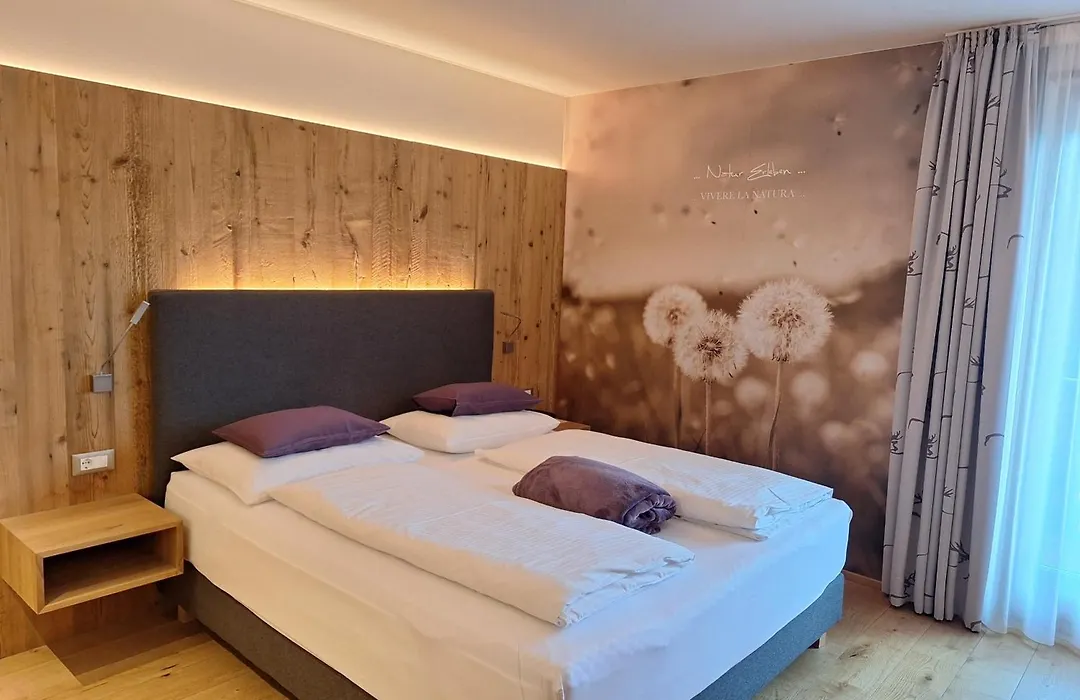 Hotel Kranebitt B&B-1